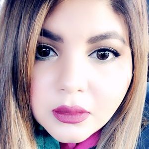 Meet your Posher, Zahra